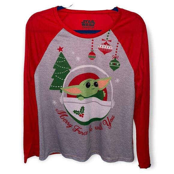 Star Wars Baby Yoda Long sleeved Christmas top Sz M EUC - Picture 1 of 2